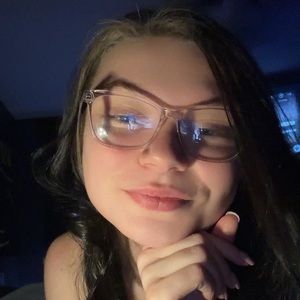 Meet your Posher, Skyler